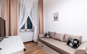 Dietla 32 Residence